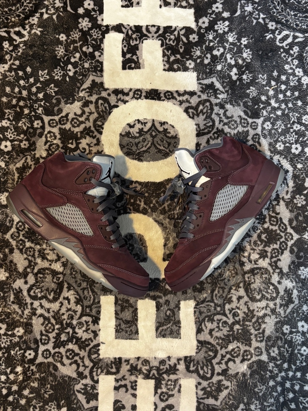 Jordan Men’s Sneakers in Burgundy and Gray